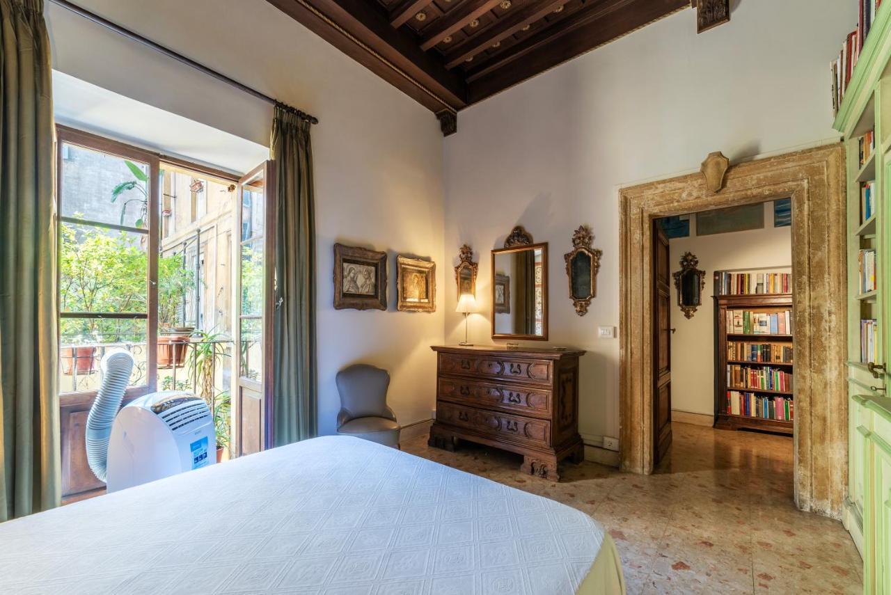 Pantheon Apartment - L'Angolo Nascosto Dei Quadri Rom Exterior foto