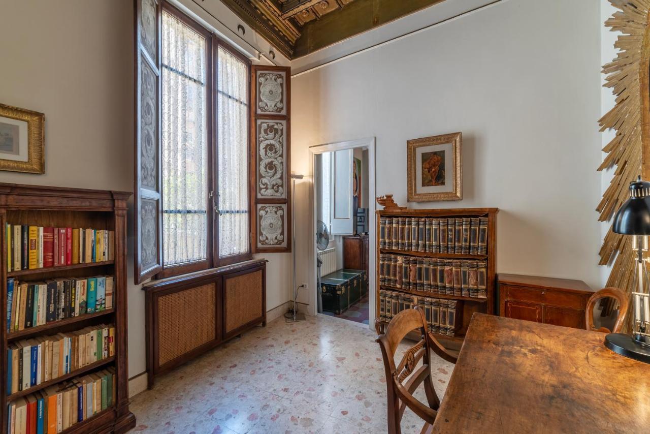 Pantheon Apartment - L'Angolo Nascosto Dei Quadri Rom Exterior foto